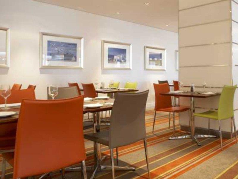 Hotel Garden Court Nelson Mandela Boulevard 3*